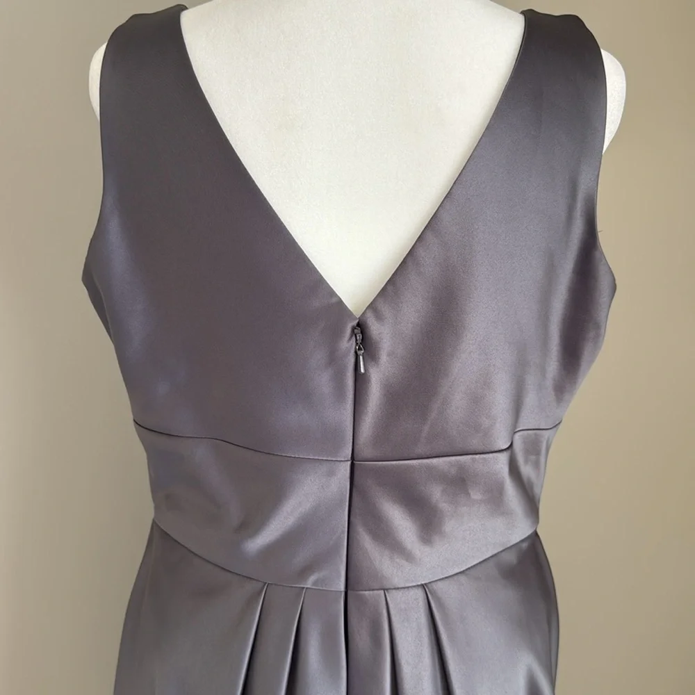 Bill Levkoff Dress Size 14 Satin Gray Charcoal Gunmetal V Neck Knee Length - Picture 6 of 8